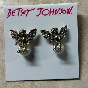 Betsey Johnson Gold Angelic Earrings w/Faux Pearl